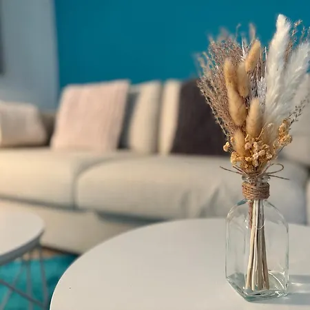 Daire Neu In Mit Grosser Terrasse I Separate Kueche I Eckbadewanne Und Dusche *