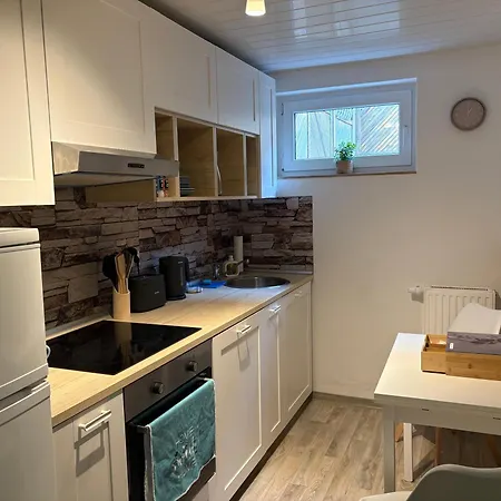 Neu In Mit Grosser Terrasse I Separate Kueche I Eckbadewanne Und Dusche Διαμέρισμα Δρέσδη