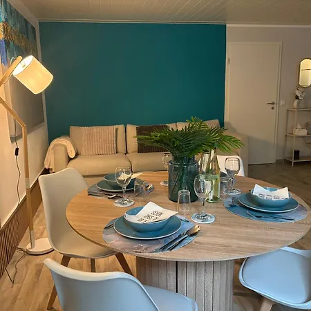 Neu In Mit Grosser Terrasse I Separate Kueche I Eckbadewanne Und Dusche