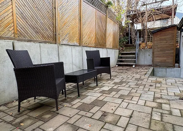 Neu In Mit Grosser Terrasse I Separate Kueche I Eckbadewanne Und Dusche