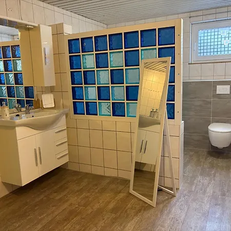 公寓 Neu In Mit Grosser Terrasse I Separate Kueche I Eckbadewanne Und Dusche